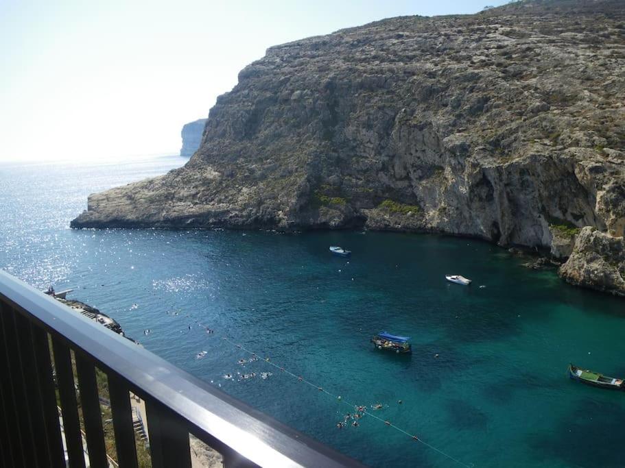 דירות Seafront Penthouse With Terrace In Xlendi, Gozo מראה חיצוני תמונה
