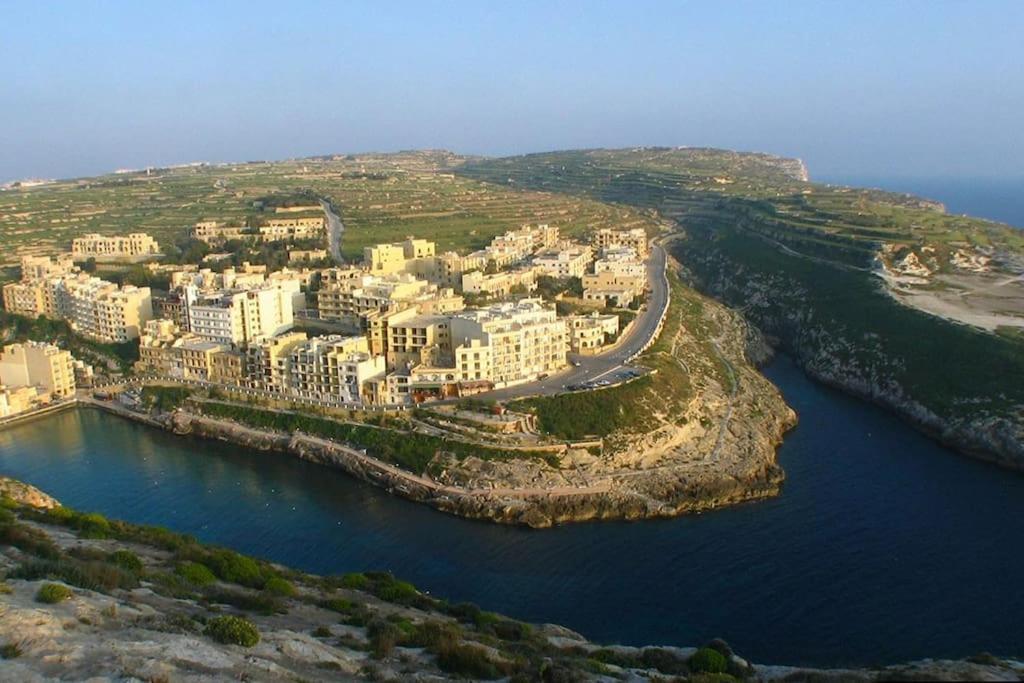 דירות Seafront Penthouse With Terrace In Xlendi, Gozo מראה חיצוני תמונה